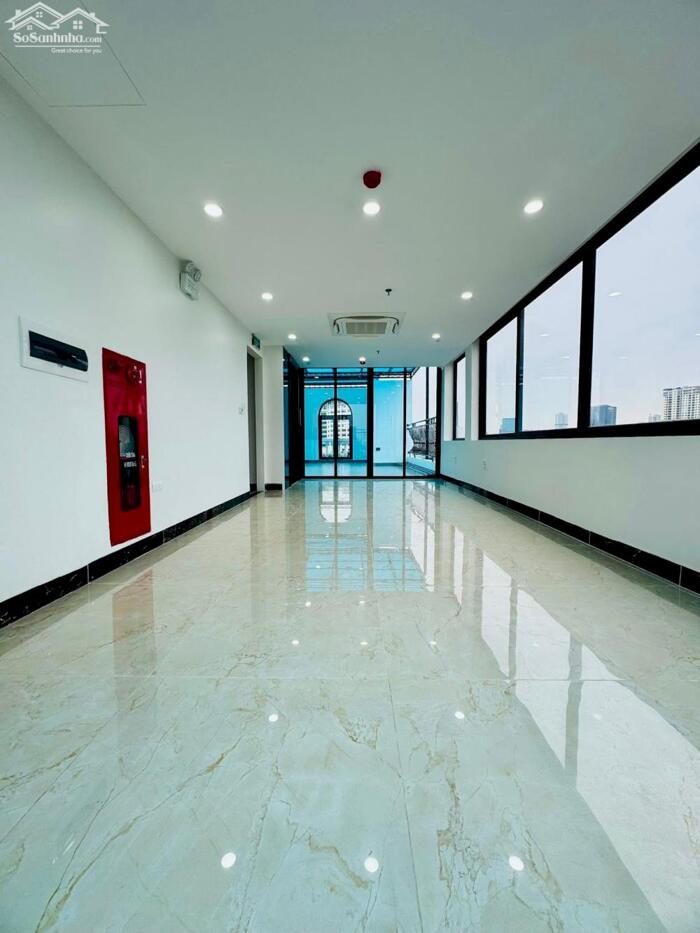 Hình ảnh Tòa Văn Phòng Mới Cực Đẹp Mặt Phố 8 Tầng 1 Hầm 78 Tỷ View Hồ Ngọc Khánh 5
