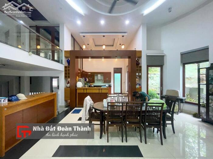 Hình ảnh 426m2 biệt thự 5 tầng thang máy có bể bơi tuyến 2 Lê Hồng Phong 1