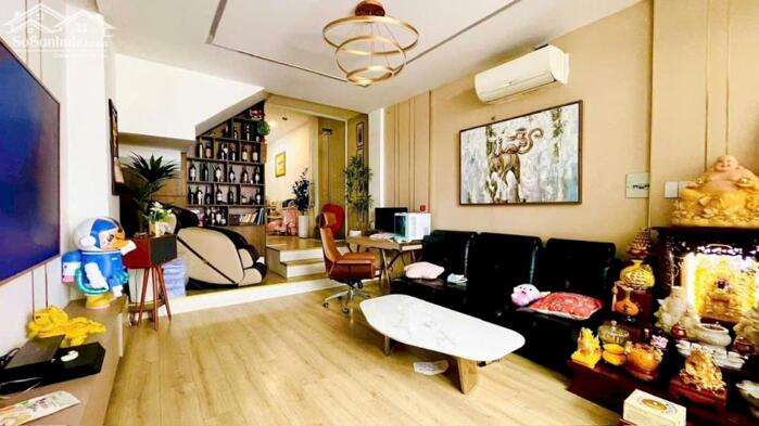 Hình ảnh Nhà đẹp 4 lầu có hầm HXT 80m2 ngang 4m ở ngay đi bộ ra đường Quang Trung gần Emart 9.5 tỷ 0