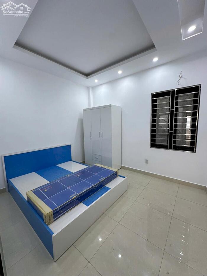 Hình ảnh Cho thuê nhà nguyên căn 4 p.ngủ Văn Cao, DT: 50m2. 1