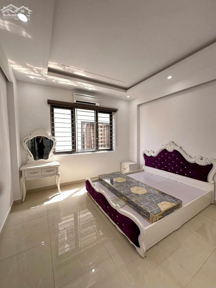 Hình ảnh Cho thuê nhà nguyên căn 4 p.ngủ Văn Cao, DT: 50m2. 7