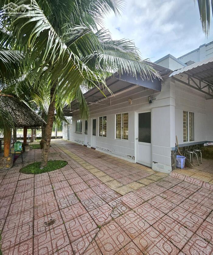 Hình ảnh Bán nhà sân vườn đường Phan Văn Đáng, Phường 9, Vĩnh Long 0