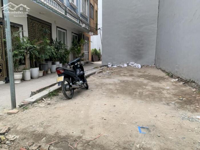 Hình ảnh Chưa tới 3,8 tỷ có ngay 31,3m đất thôn 5 Đông Dư, ngõ nông, gần đường ô tô phù hợp xây nhà định cư 0