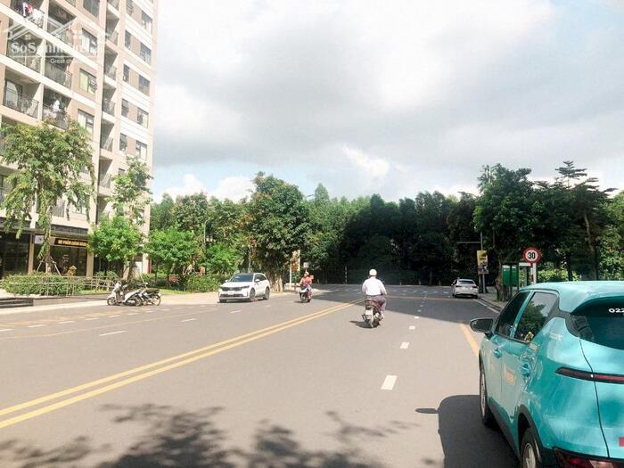 Hình ảnh BÁN SHOPHOUSE KHỐI ĐẾ CHUNG CƯ VINHOMES GRAND PARK CÓ SẴN HỢP ĐỒNG THUÊ CHỈ TỪ 4,6 TỶ CÓ SỔ HỒNG 2