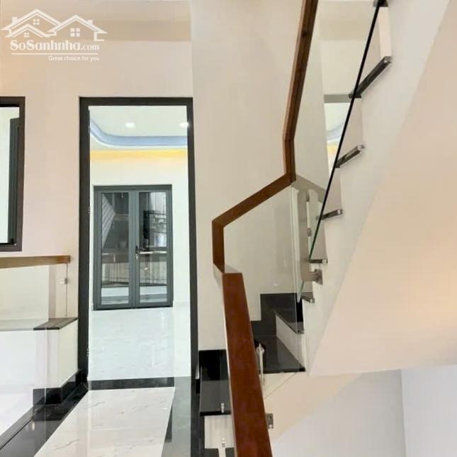 Hình ảnh Hẻm 8m thông gần Vòng xoay Phú Lâm Q6, DT 4x13m 4 tầng 4PN, SHR, công chứng nhanh, chỉ 8.x Tỷ 4