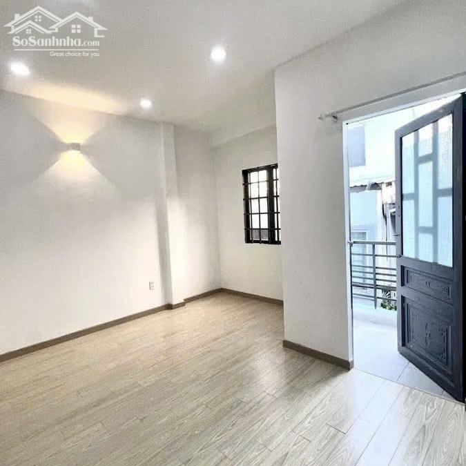 Hình ảnh Hẻm 8m thông gần Vòng xoay Phú Lâm Q6, DT 4x13m 4 tầng 4PN, SHR, công chứng nhanh, chỉ 8.x Tỷ 3