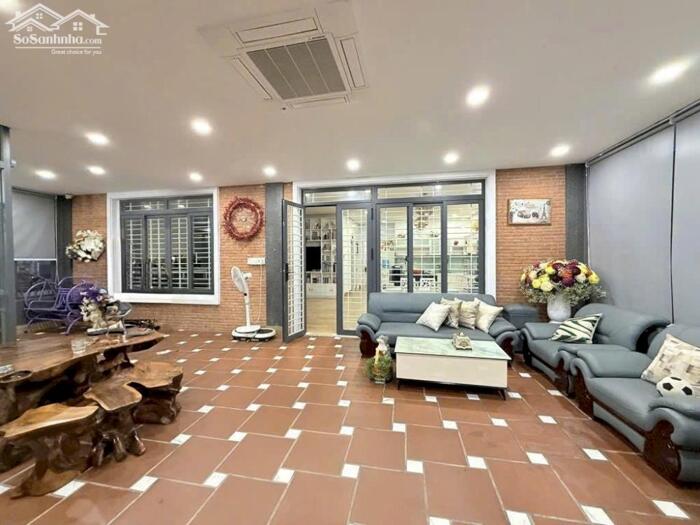 Hình ảnh Hiếm! Bán Biệt thự Lê Thị Riêng 2 tầng tặng nhà xưởng hơn 3000m2, sẵn dòng tiền 69tr/tháng 1