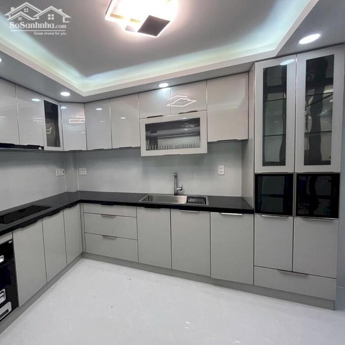 Hình ảnh HXT như mặt tiền Lạc Long Quân Q11, 5 Tầng 4PN, nhà mới hoàn công đủ, SHR, DT 39m2 - 2