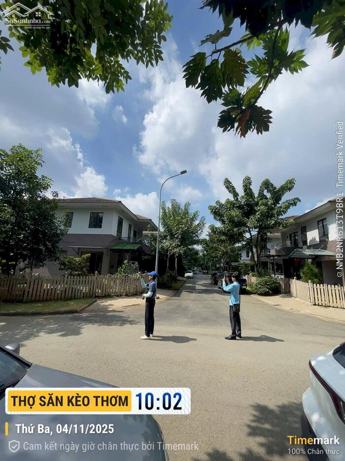 Hình ảnh BDS HVL * 537 Nguyễn Duy Trinh Hiện trạng 3 sổ 1 Chủ Quyền được chia làm 2 Phần: 0