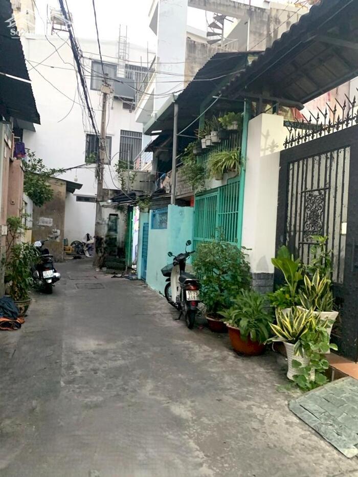 Hình ảnh GẤP BÁN TRONG 10 NGÀY NHÀ QUẬN 10, 3 THÁNG 2, 3 TẦNG, OTO TRƯỚC NHÀ, 44M2 KHÔNG LỘ GIỚI, KHÔNG LỖI PHONG THUỶ 0