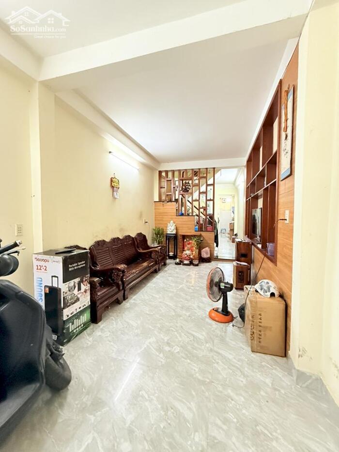 Hình ảnh Bán nhà 49M2 KHU CƯ XÁ TỰ DO - HẺM XE HƠI THÔNG HƠN 7 TỶ 2