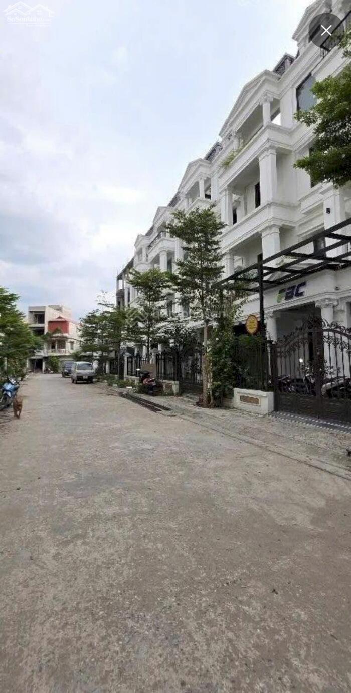 Hình ảnh cho thuê liền kề TIG Đại Mỗ, 105m x 4 tầng, phù hợp làm văn phòng kết hợp kho. 18 triệu/tháng 1