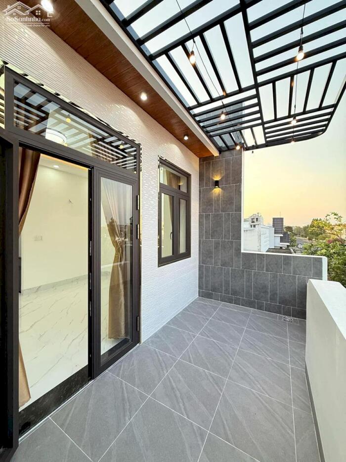 Hình ảnh Bán nhà mới giá tốt nhất khu trung tâm hành chính TPCT 4