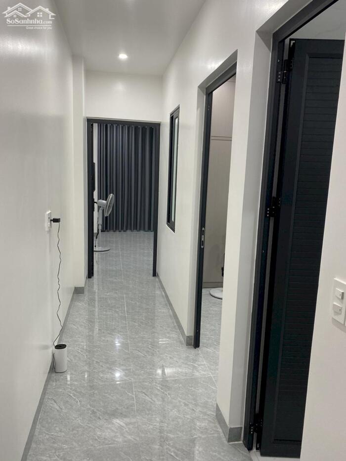 Hình ảnh Cho thuê nhà phố Văn Cao, DT: 55m2, 4 p.ngủ khép kín. 5