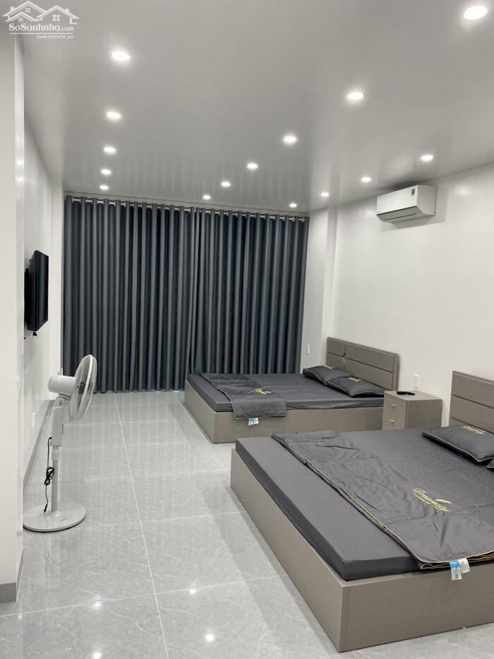 Hình ảnh Cho thuê nhà phố Văn Cao, DT: 55m2, 4 p.ngủ khép kín. 1