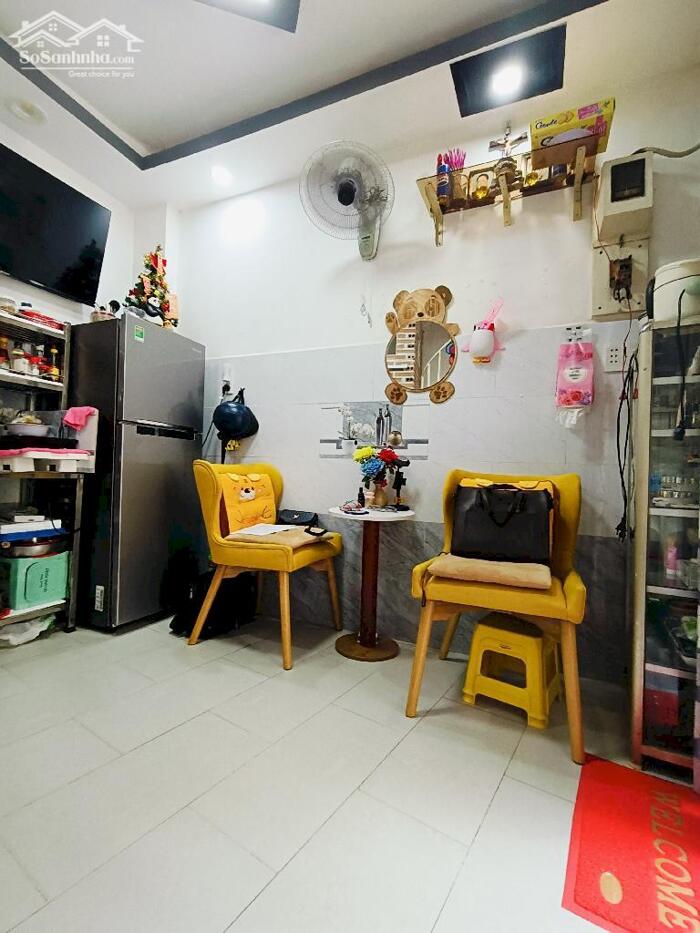 Hình ảnh Bán nhà Nguyễn Thái Bình, 3 tầng 2PN hẻm thông Xuân Diệu 1