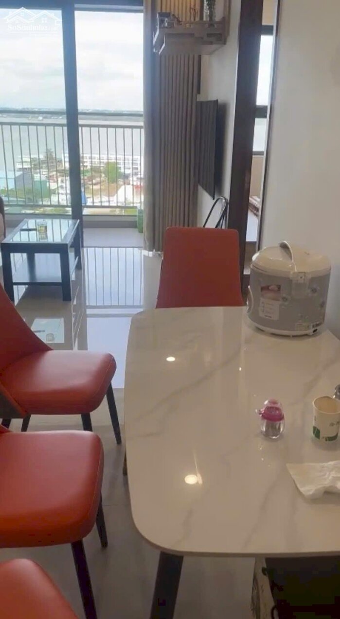 Hình ảnh 86m2 - Giá 5.4 tỷ thuế phí, 3PN2WC tặng nội thất tầng 24, Q7 Riverside 1