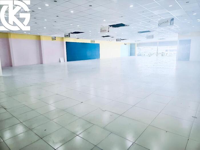 Hình ảnh Cho Thuê Nhà Mặt Tiền: 650-652 Trường Chinh - Quận Tân Bình - 14x45m 4