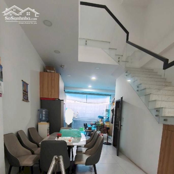 Hình ảnh Nhà 3 Tầng BTCT 77m2 ngang 4m, 4PN sổ riêng, Gần ĐH Công Thương Q.Tân Phú, TC 6 tỷ TL 0