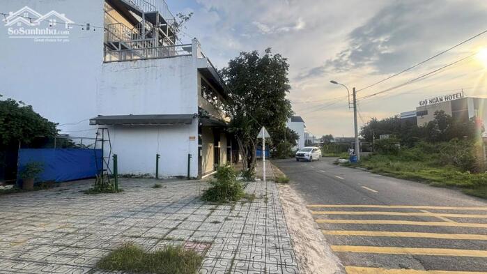 Hình ảnh chính chủ bán lô góc 2 mặt tiền đường nhựa chợ việt kiều củ chi 1tỷ 450tr/154m2 1