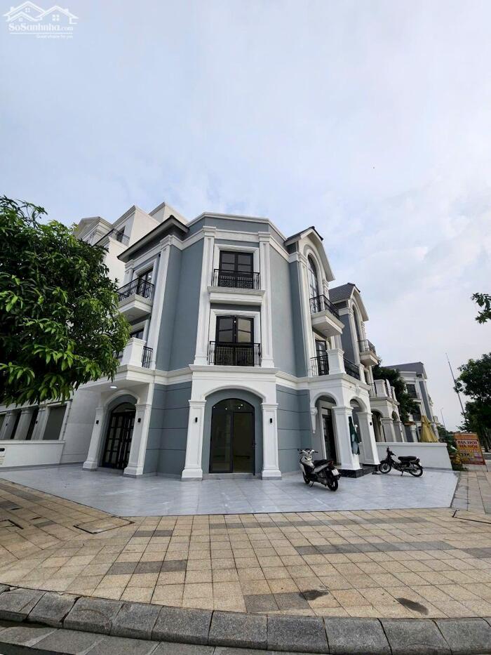 Hình ảnh CHO THUÊ TẦNG BIỆT THỰ BOUTIQUE CĂN GÓC VINHOMES GRAND PARK VỊ TRÍ ĐẸP ĐÔNG ĐÚC DIỆN TÍCH LỚN 1