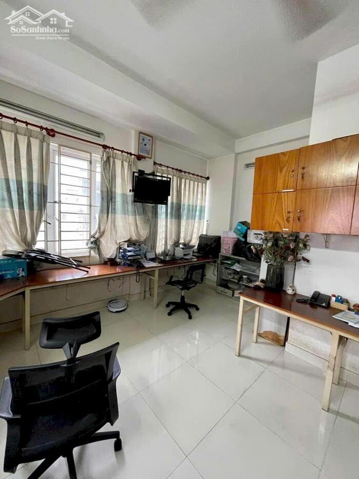 Hình ảnh Bán nhà hẻm 6m ngang 5m 4 tầng BTCT 70m2 tung tăng đến Emart 2 Phan Huy Ích chỉ 8.3 tỷ 4