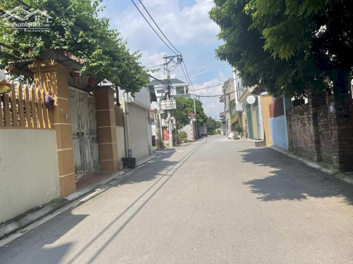 Hình ảnh Bán đất đấu giá Hoàng Long, giá chỉ 73tr 101m2 đường ôtô tránh, vũng trũng về giá, đầu tư lâu dài 0