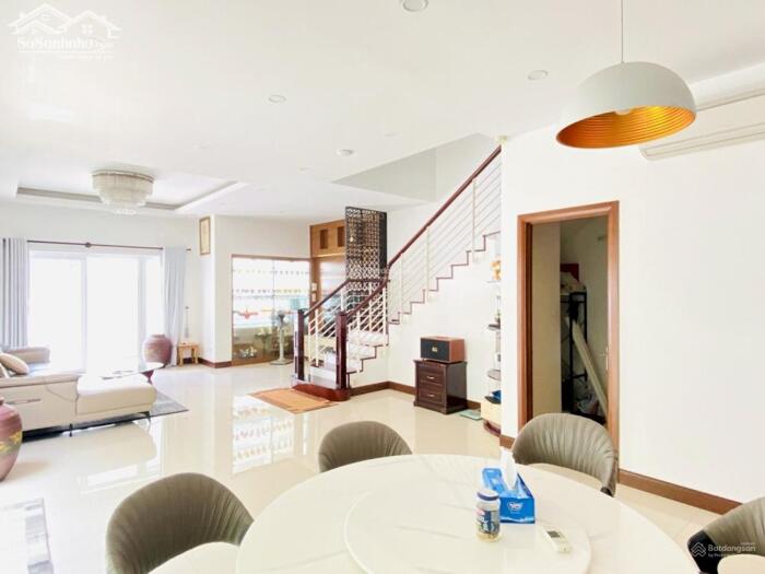 Hình ảnh Biệt Thự Đẹp 3 Tầng 196m2 (9mx22m) Khu Compound Trần Não,Quận 2-Giá 50,5 Tỷ TL 2