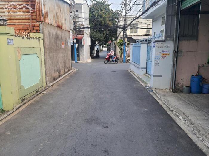 Hình ảnh Bán nền rộng trên 100 mv đường oto tránh nhau được 2