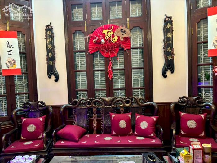 Hình ảnh Cực Hiếm Lô Góc Mặt Hồ Trúc Bạch 5 Tầng Mặt Tiền 6M 45 Tỷ - 2 Mặt phố 3