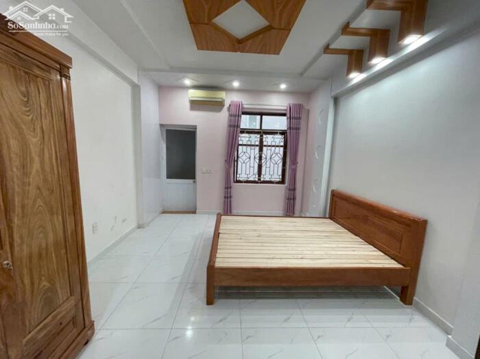 Hình ảnh Cho thuê nhà khu phân lô Văn Cao (83m2), 4 p.ngủ khép kín. 1