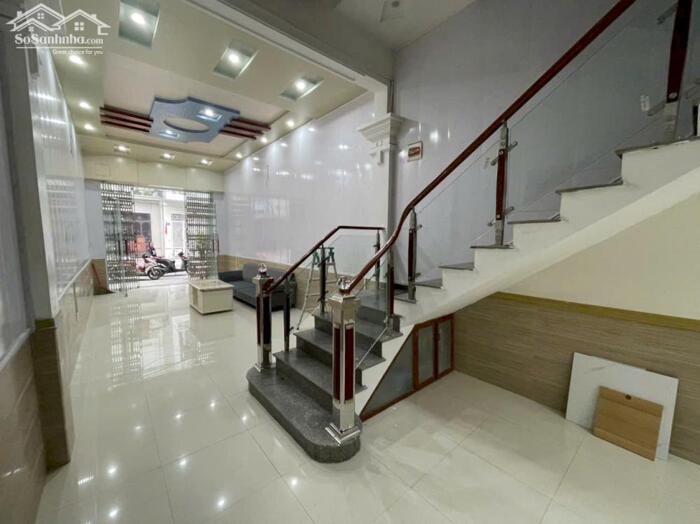 Hình ảnh Cho thuê nhà khu phân lô Văn Cao (83m2), 4 p.ngủ khép kín. 8