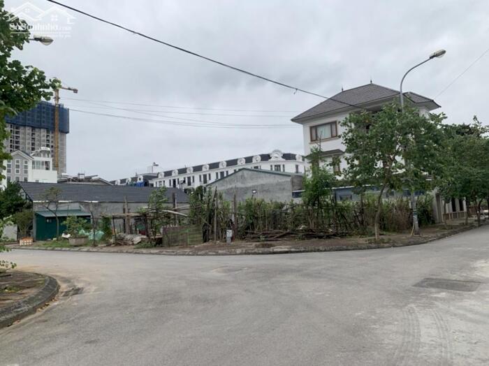 Hình ảnh Bán 2 lô 30m2 góc khu TĐC Trâu Quỳ, nhìn vườn hoa thoáng đãng, phù hợp mua cho 2 anh em định cư 2