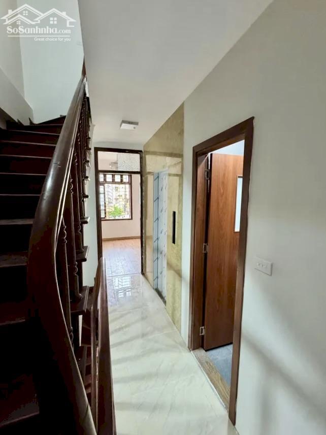 Hình ảnh Bán nhà Tây Sơn Đống Đa, 63m², 5 tầng, sổ đỏ, thang máy, sân rộng 2