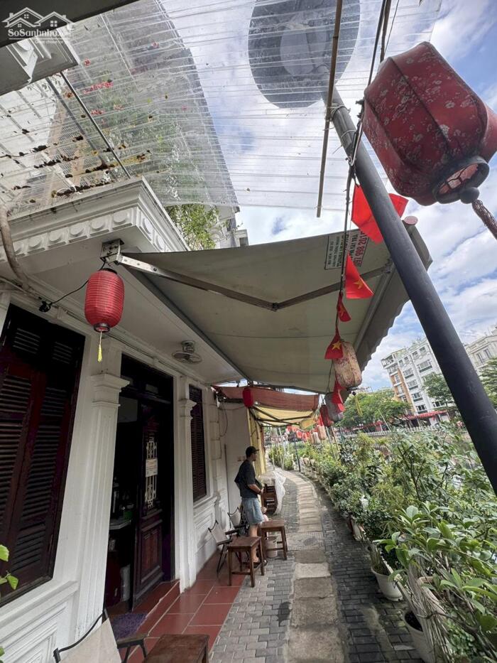 Hình ảnh Mặt Hồ Trúc Bạch 100M2 3 Tầng 89 Tỷ Nhà 2 Mặt Tiền trước sau SDCC 0