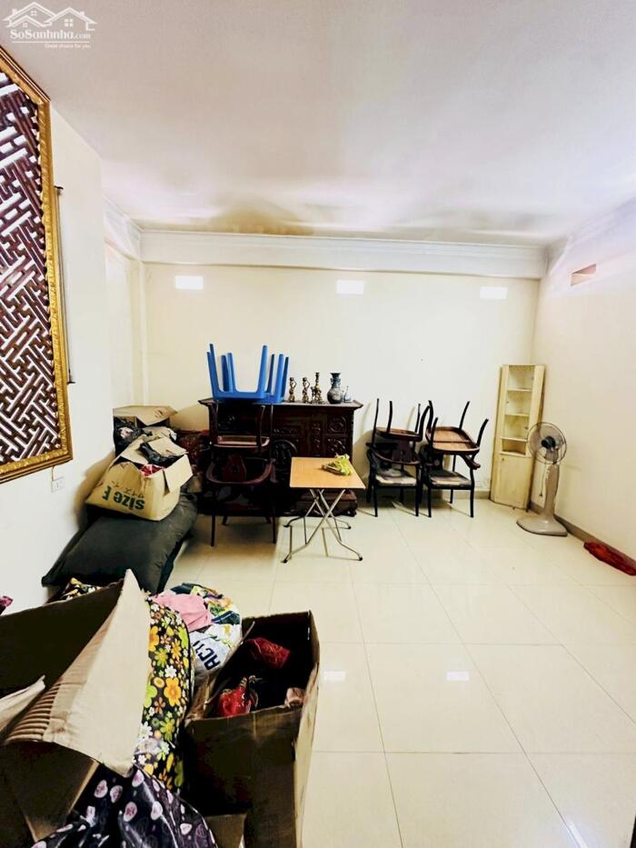 Hình ảnh Bán Nhà Phố Huỳnh Thúc Kháng Đống Đa 75m2-7T MT7m LÔ GÓC 2MT Ô TÔ 65 Tỷ Có Thương Lượng. 2