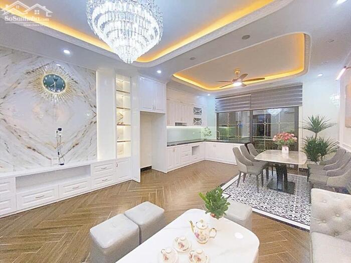 Hình ảnh Bán nhà Vạn Phúc, 6 tầng thang máy, mặt tiền rộng, gara ô tô, hiếm nhất khu vực 1