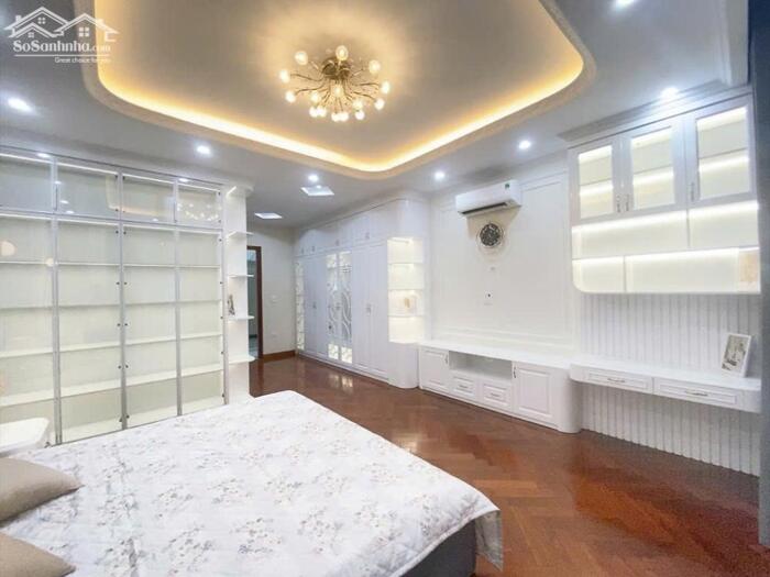 Hình ảnh Bán nhà Vạn Phúc, 6 tầng thang máy, mặt tiền rộng, gara ô tô, hiếm nhất khu vực 5