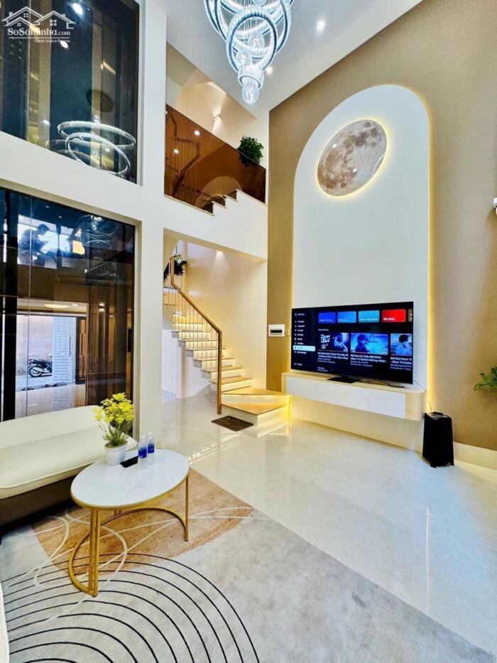 Hình ảnh HIẾM CÓ nhà 5 tầng đẹp hẻm 549 Lê Văn Thọ ngang 5m 75m2 T.máy tặng NT ở ngay 9.8 tỷ. 9