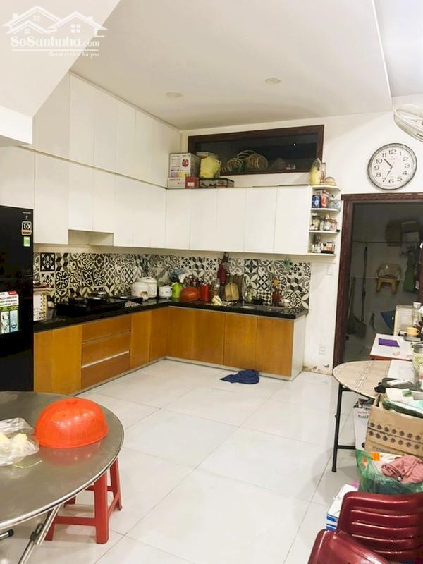 Hình ảnh Bán nhà mặt tiền đường ngay chợ Tân Hương 74m2, 4 tầng, 4PN sân thượng 2