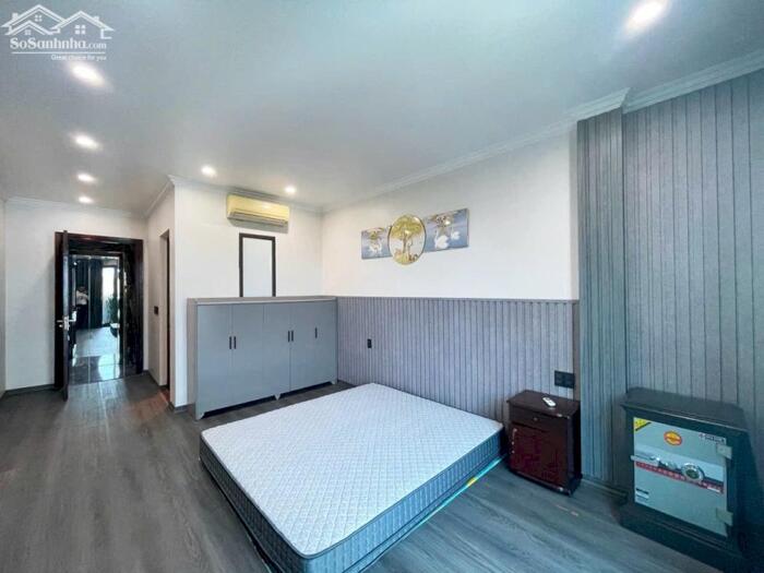 Hình ảnh Nhà 6 tầng thang máy tuyến 2 Lê Hồng Phong 4