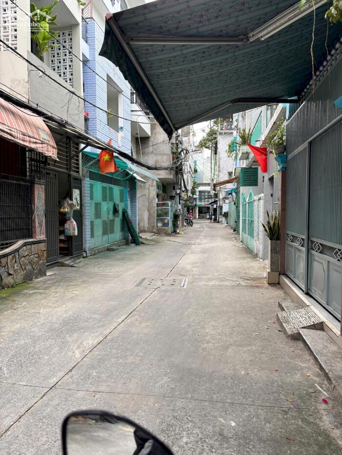 Hình ảnh Nguyễn Tri Phương, P9, Q10 – DT 3.55x15m, Nở Hậu 5.85m (CN 61m²) – Giá 12.2 Tỷ 0