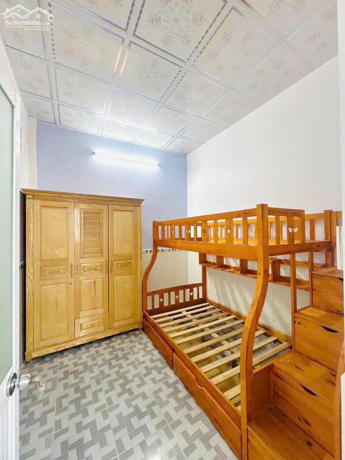 Hình ảnh BÁN NHÀ Cấp 4 Khu Dân Cư Thành Giao. Gần Chợ Miễu Ông, UBND Phường 7