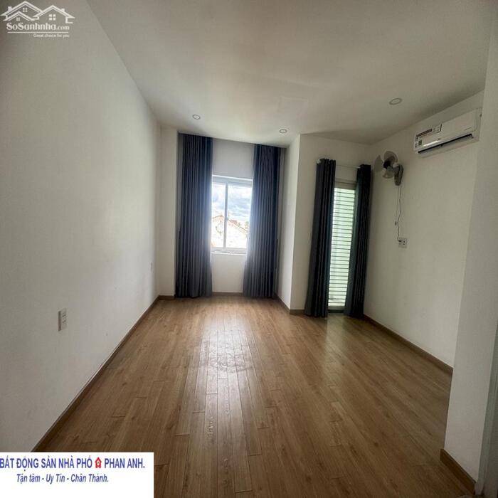 Hình ảnh Bán gấp nhà phố Thủ Đức | 3 tầng 2 pn 3 wc | Ngang 5 m | Chỉ có 3 tỷ.n.n.n. 1