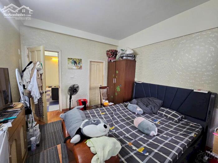 Hình ảnh cho thuê chung cư 102 Thái Thịnh, 114m, 3 phòng ngủ, đồ cơ bản 14 triệu 3