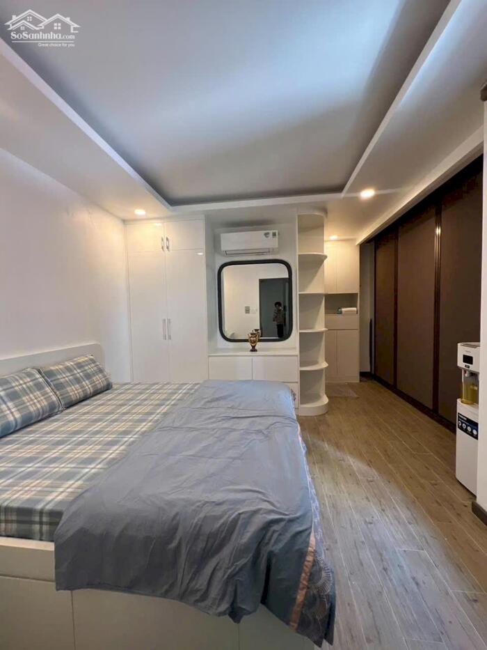 Hình ảnh Bán nhà mặt phố Nguyễn Bỉnh Khiêm , P. Đakao ,Q.1 ,Hầm 5 lầu , Thang máy , mới 12.8 tỷ 1