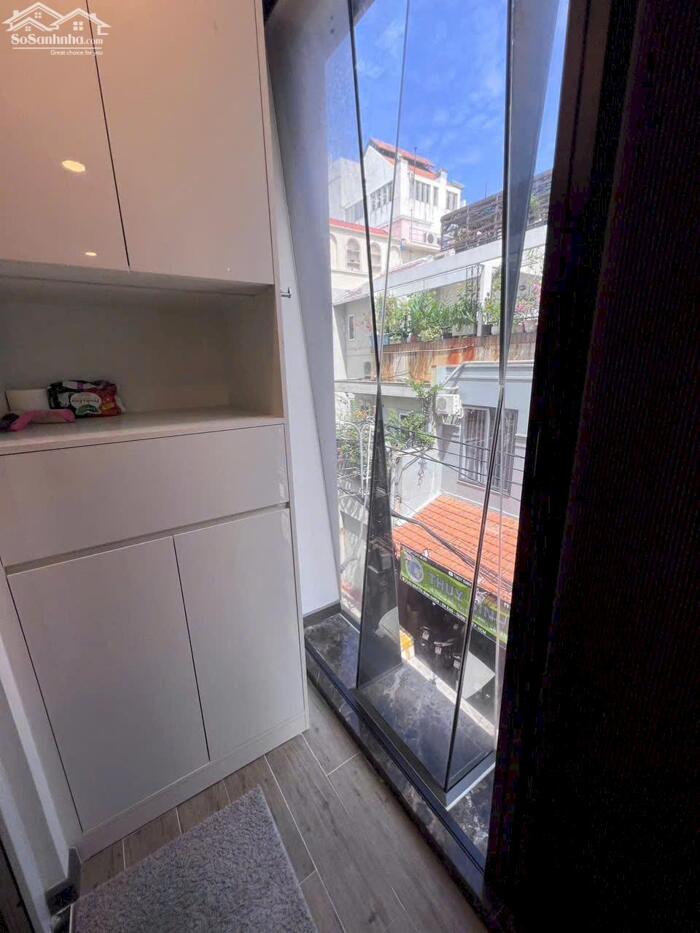 Hình ảnh Bán nhà mặt phố Nguyễn Bỉnh Khiêm , P. Đakao ,Q.1 ,Hầm 5 lầu , Thang máy , mới 12.8 tỷ 3