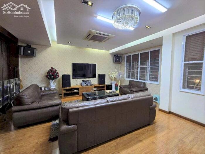 Hình ảnh Biệt thự Phố cổ Hoàn Kiếm, Ô tô tránh 2 mặt tiền 150m2, Gara ô tô 2