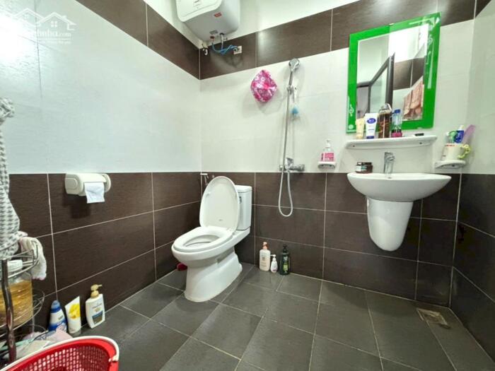 Hình ảnh CHO THUÊ NHÀ khu Văn Cao - Hải An - Hải Phòng phù hợp gia đình 6