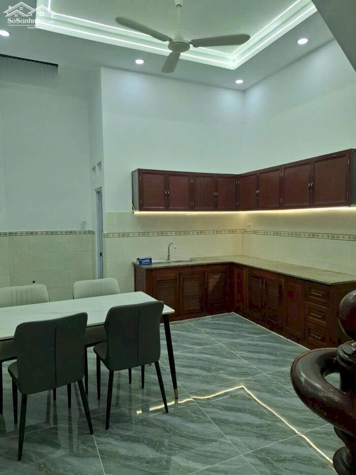 Hình ảnh Bán Nhà đẹp full nội thất mới, 4x14m, 3 tầng, 4PN, HXH 7m Thạnh Lộc 57 giá hơn 4Tỷ 7